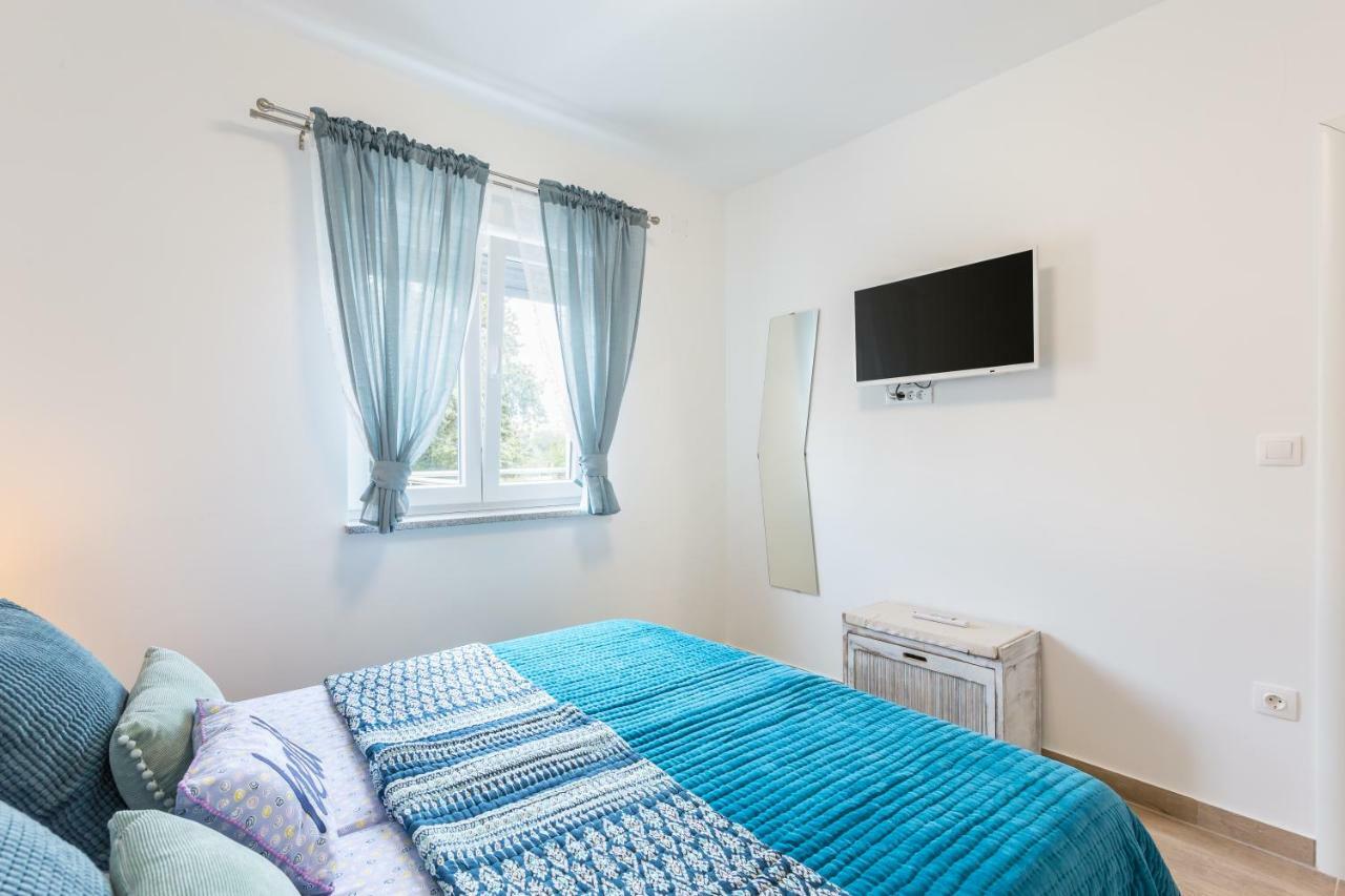 Lux Apartment Medulin Istria Екстериор снимка